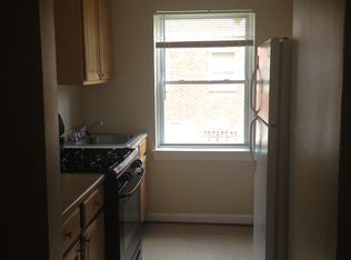 4318 Halley Ter SE APT 1, Washington, DC 20032
