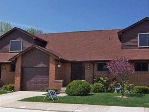 3686 Old Creek Rd #1, Troy, MI 48084