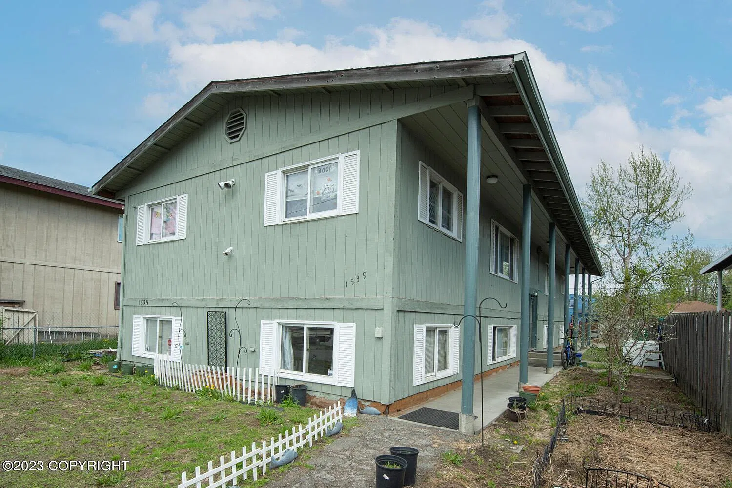 2 bed, 850 sqft, $1,400 — Photo 1