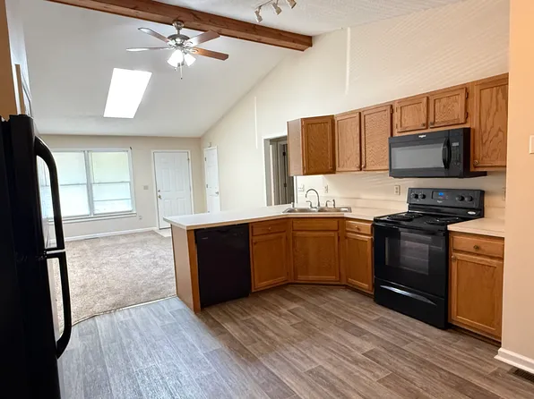 107 Harris St, Grand Rivers, KY 42045