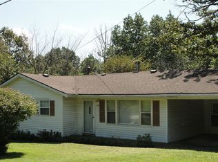 104 Forrest Dr, Houston, MO 65483