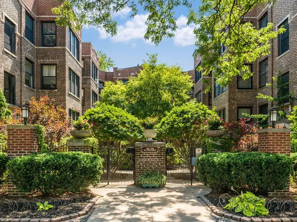 (undisclosed Address), Chicago, IL 60657