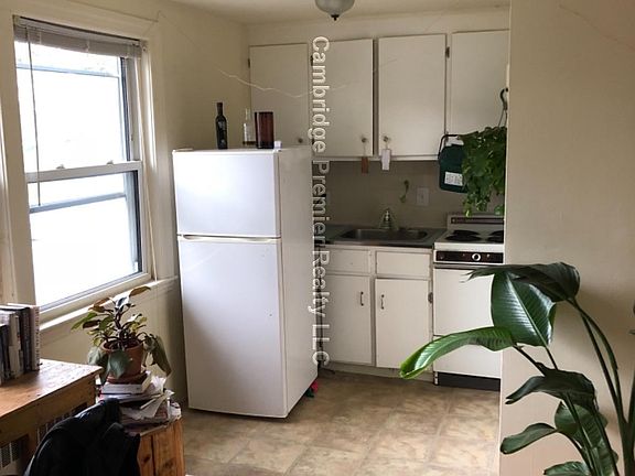 2nd image of 48 Kirkland St APT 4