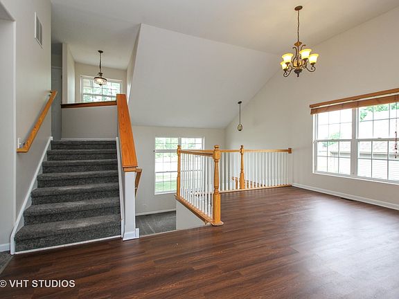 4th image of 1648 Derby Dr
