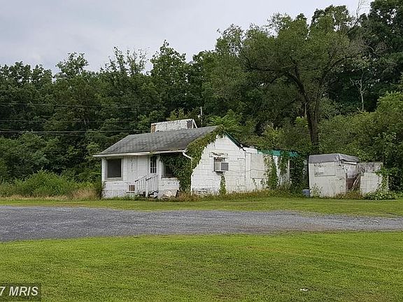 2nd image of 2960 Millwood Pike