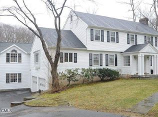 111 Spring Water Ln, New Canaan, CT 06840