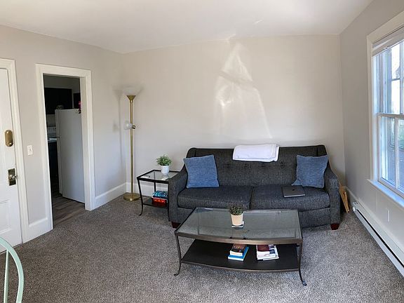 5th image of 52 Front St #1