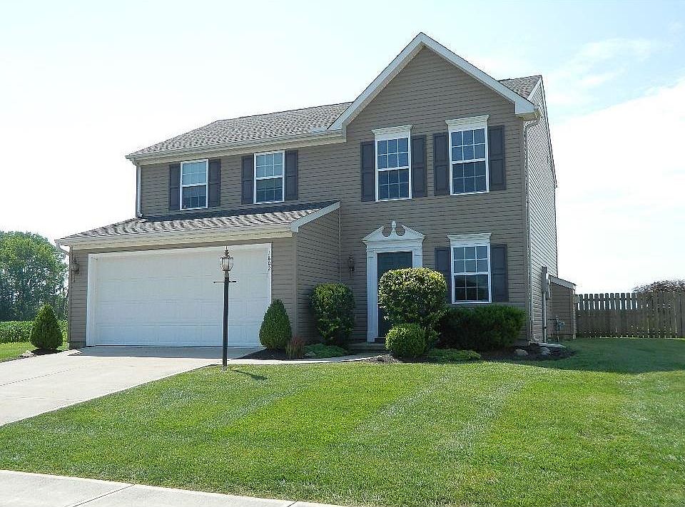 1st image of 1802 Village Ln