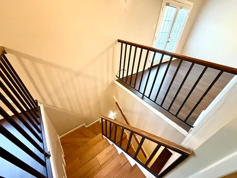 2802 Stewart Dr — Photo 20