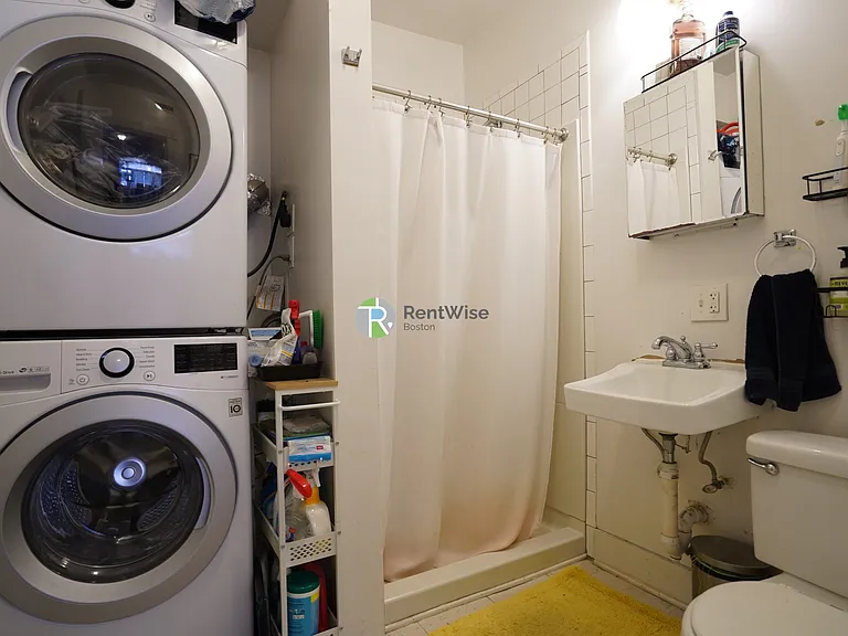 10 Foster St #1 — Photo 19