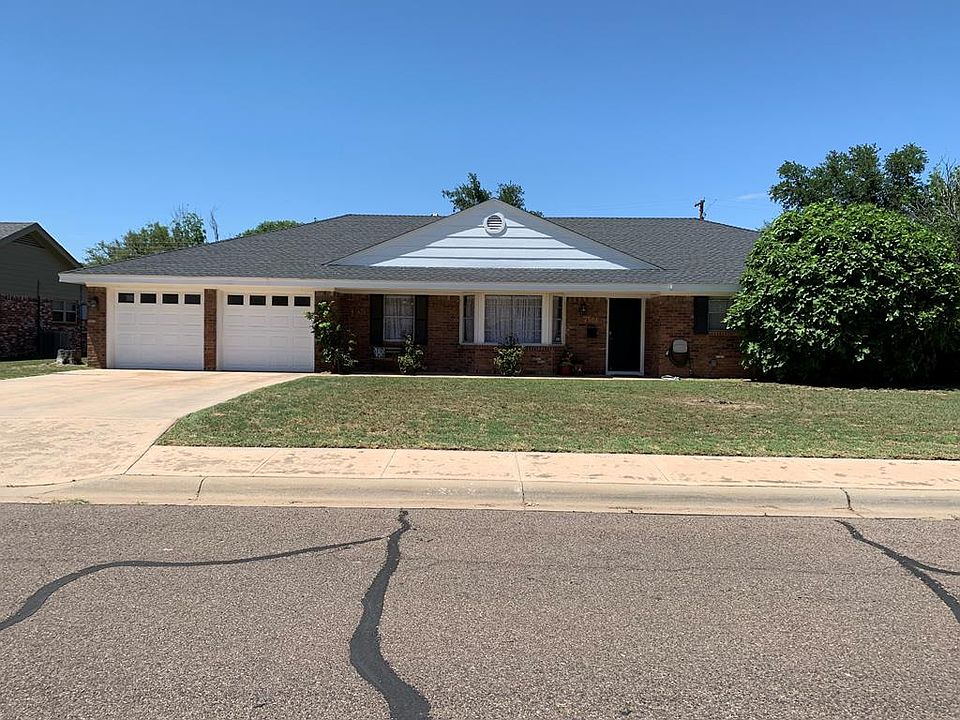 1st image of 2504 W Dengar Ave