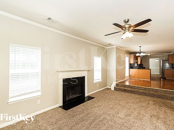 3rd image of 3103 Lonetree Point