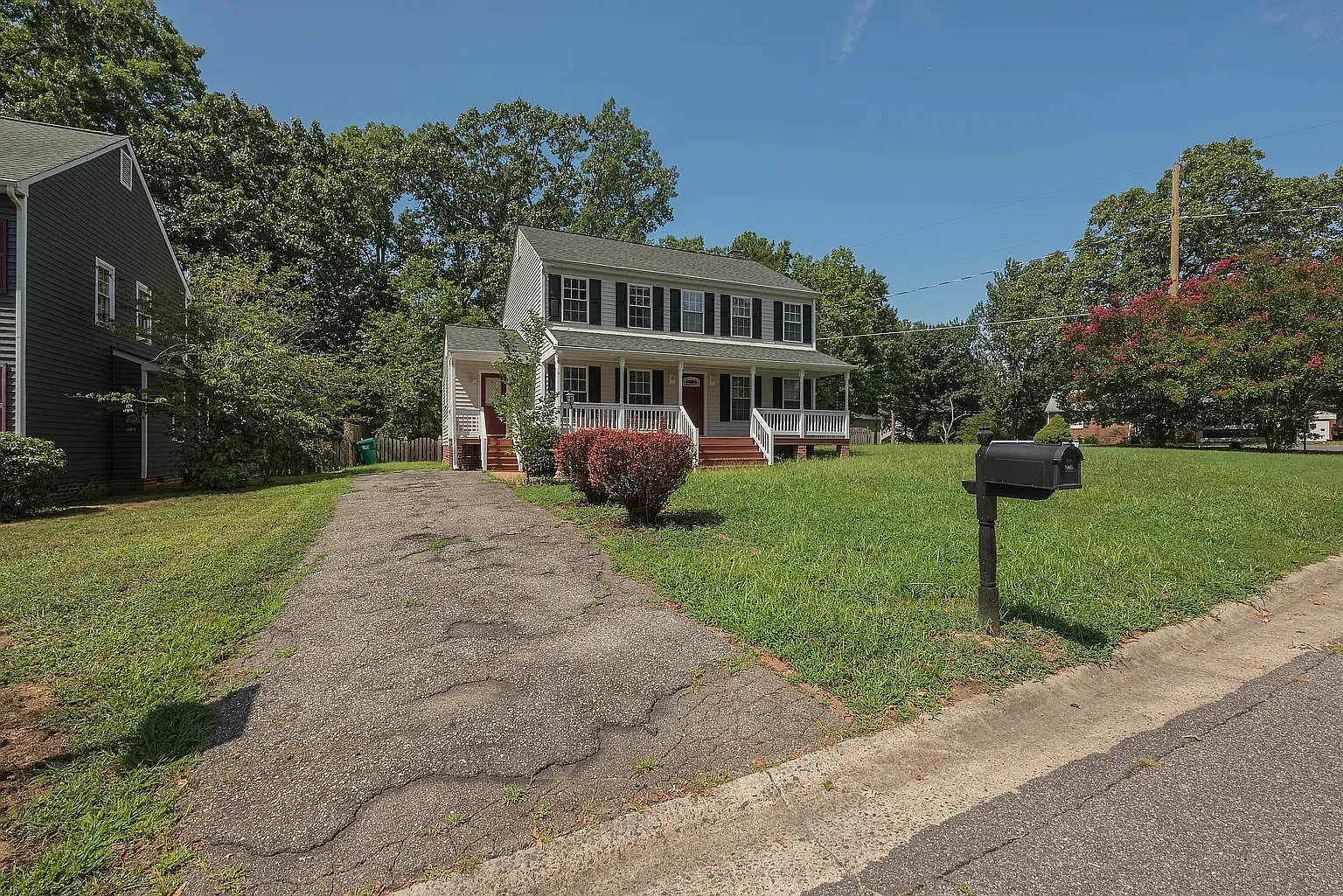 3 bed, 1912 sqft, $2,650 — Photo 1