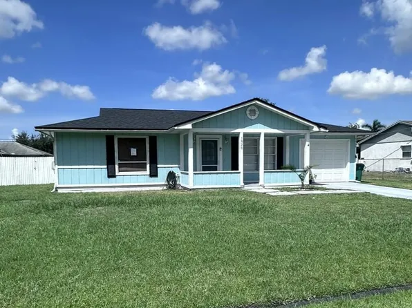 1920 SW Taurus Lane, Port St Lucie, FL 34983