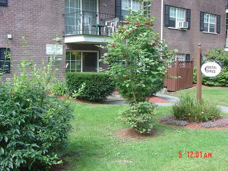 Meadowbrook Village — Photo 14