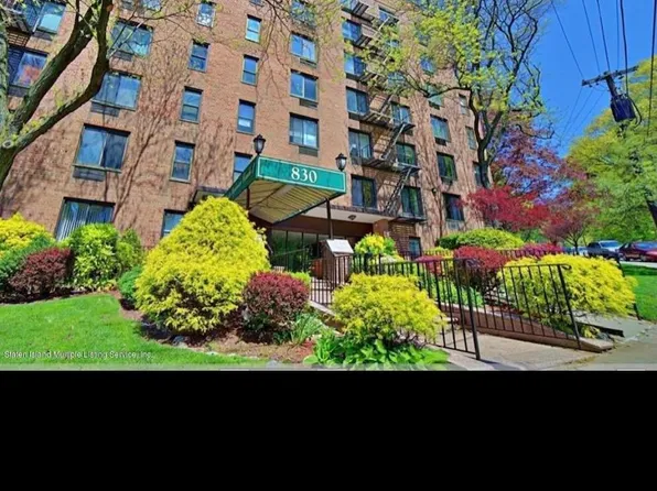 830 Howard Ave APT 2K, Staten Island, NY 10301