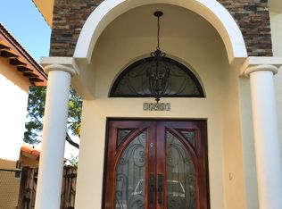 15913 SW 43rd St, Miami, FL 33185