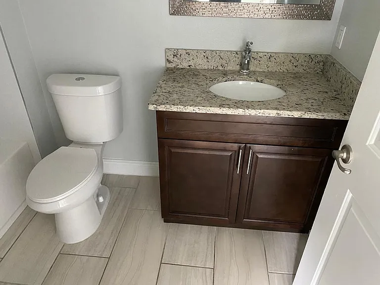 657 Yak Ct — Photo 7