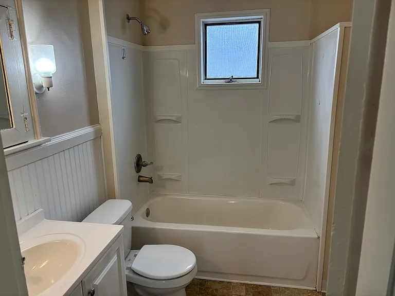 39 Kimmel Ave #2 — Photo 7