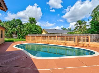 6126 Wauconda Way E, Lake Worth, FL 33463