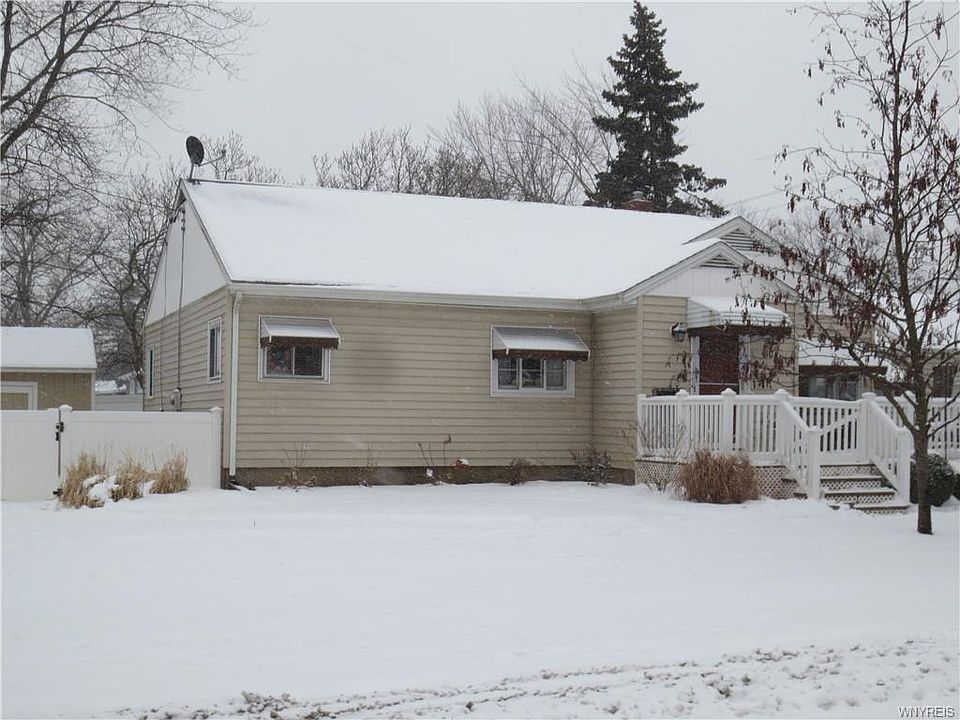 2nd image of 410 N 8th St