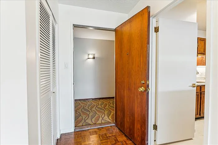 2555 Pennsylvania Ave NW #816 — Photo 17