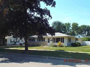 1933 Liberty Ln, Janesville, WI 53545