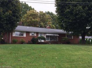 332 Reed Ave NW, North Canton, OH 44720