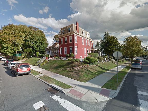 2nd image of 6933 Ditman St