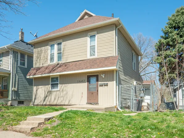 1642 E Grand Ave, Des Moines, IA 50316