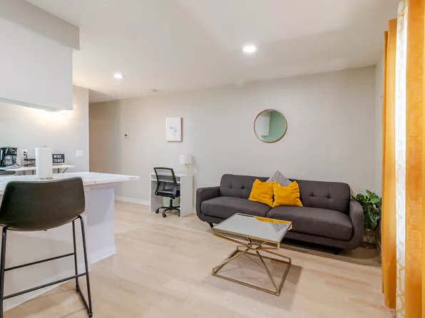 2302 E Side Dr APT 29, Austin, TX 78704