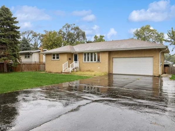 10626 Drummond Pl, Melrose Park, IL 60164