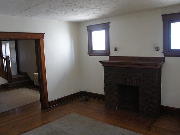 1090 Living Room
