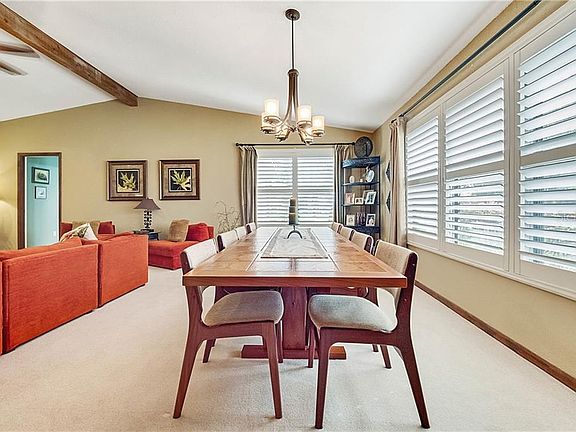 5th image of 3813 Gaines Dr