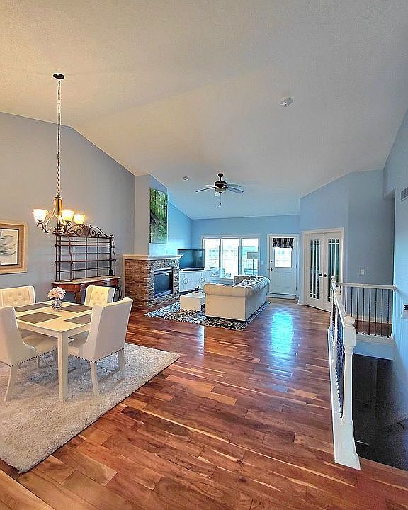 1st image of 9564 Aster Ln