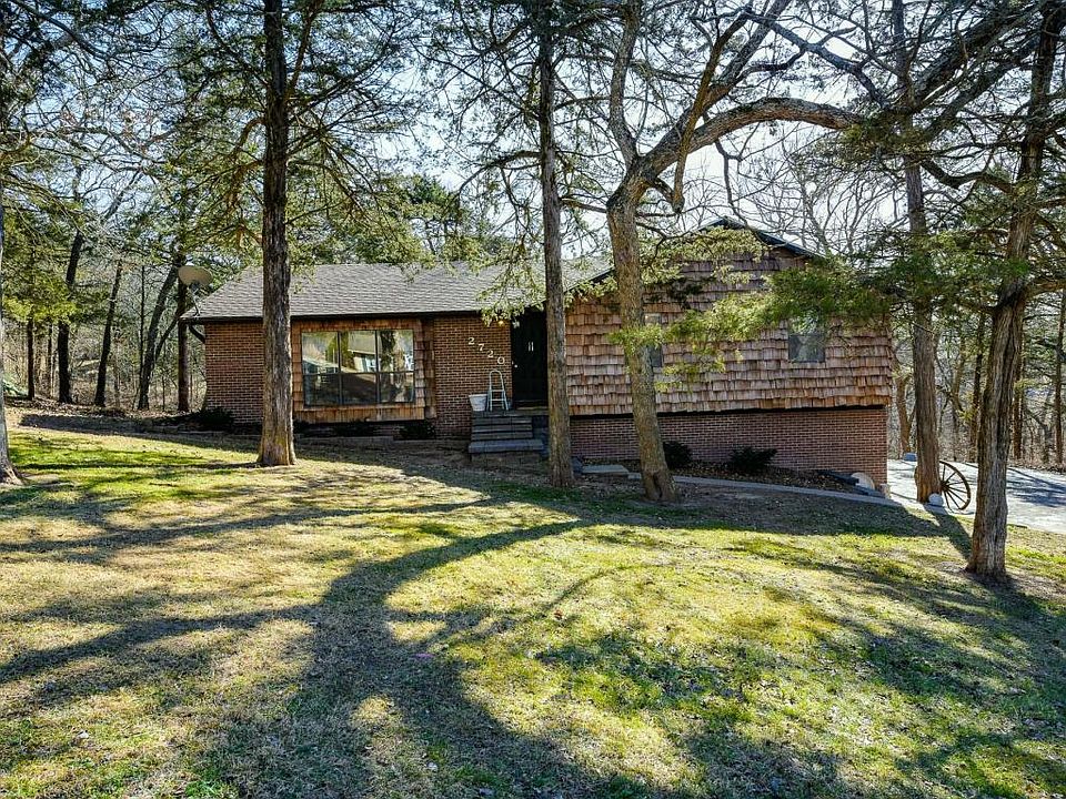 1st image of 2720 Shagbark Cir