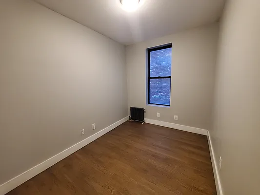 Rented by Douglas Elliman | media 17