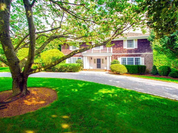 https://photos.zillowstatic.com/fp/7314afe637cabfeb27e2dfdfc90d3f03-p_e.webp