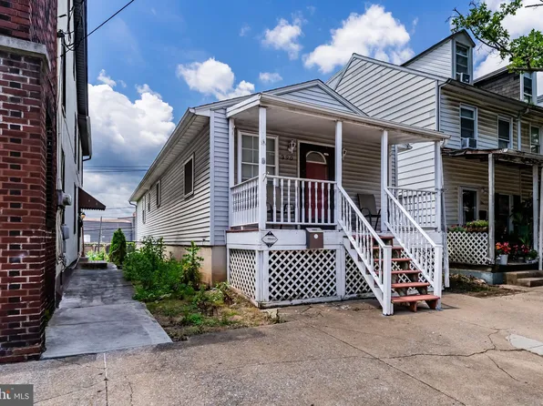 390 S 2nd St, Steelton, PA 17113