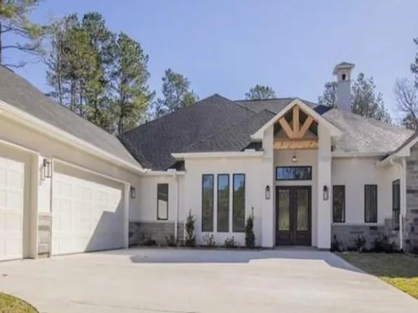 13010 Royal Hill Ct, Montgomery, TX 77316