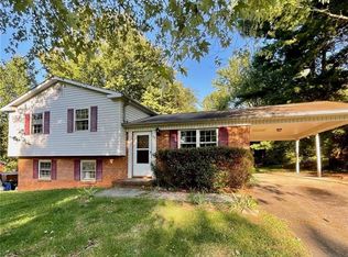 137 Dewsberry Rd, King, NC 27021