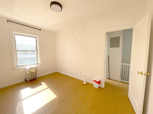 (undisclosed Address), Brooklyn, NY 11204