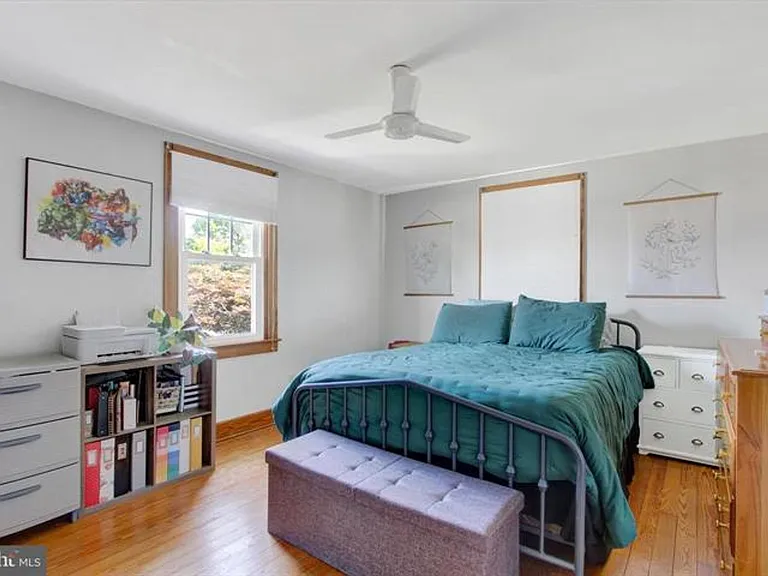 105 Allegheny Ave — Photo 12