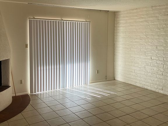 3rd image of 2940 Valle Vis