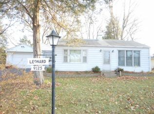 9125 Lake Park Dr, Genoa City, WI 53128