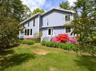 51 Pheasant Hill Ln, Carlisle, MA 01741