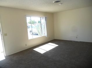 802 E Stetson Ave, Hemet, CA 92543