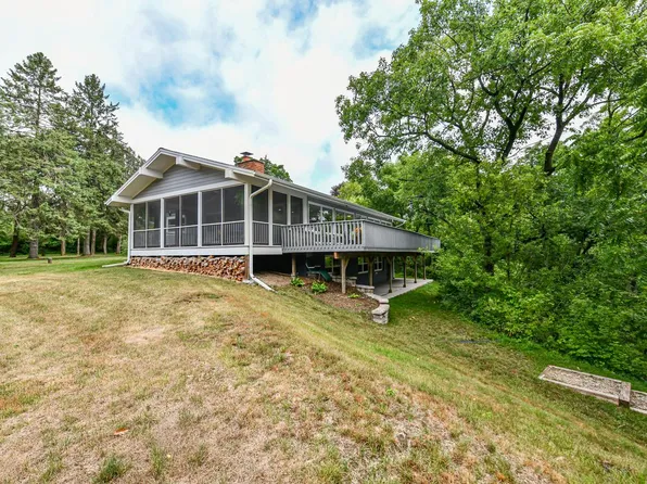 N8990 Austin ROAD, East Troy, WI 53120