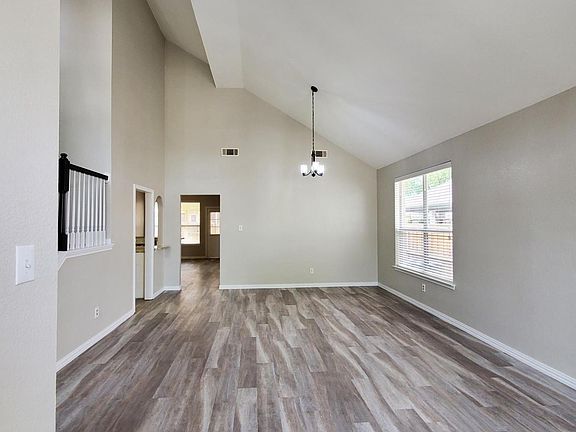 2nd image of 4905 Woodmeadow Dr