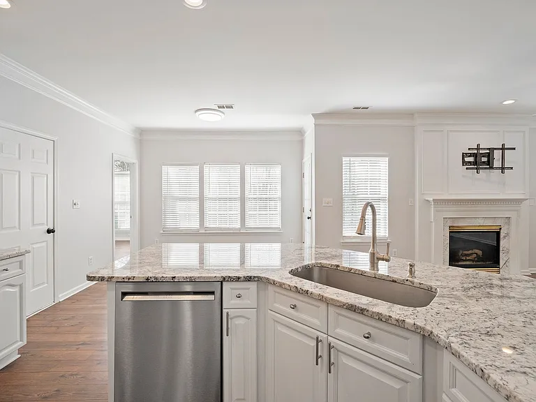 9718 Mitchell Glen Dr — Photo 17